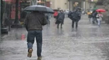 تحذيرات من رياح مثيرة للأتربة وأمطار رعدية تضرب مناطق متفرقة بالبلاد